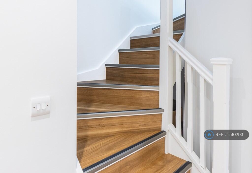 Stairs/Landing