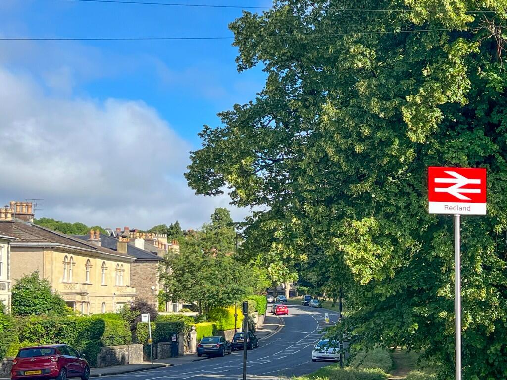 Redland Station 450m