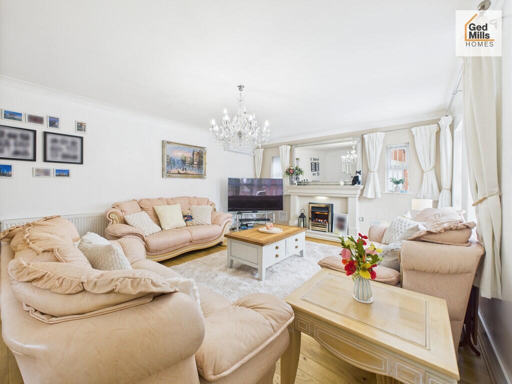 CAM04261G0-PR0083...