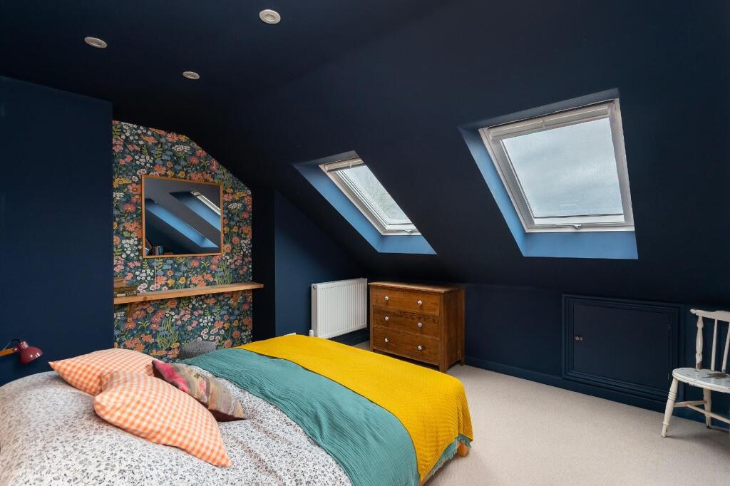 0C6RGK - Bedroom M.jpg