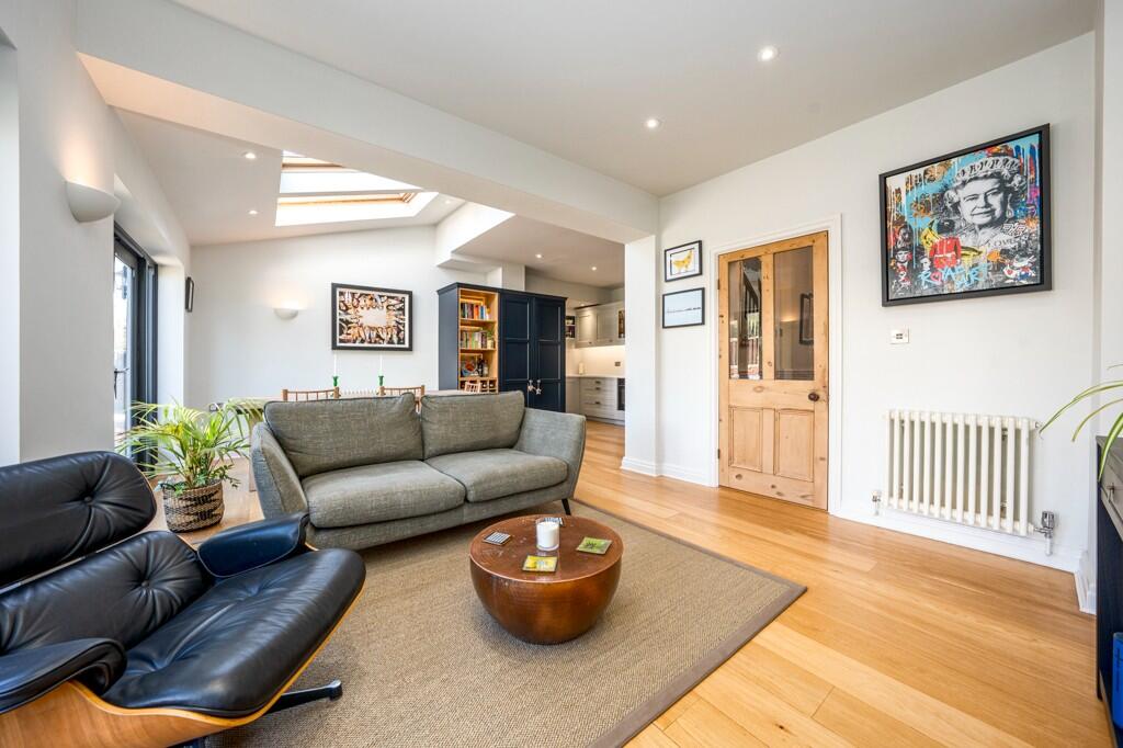 Living/Dining Room