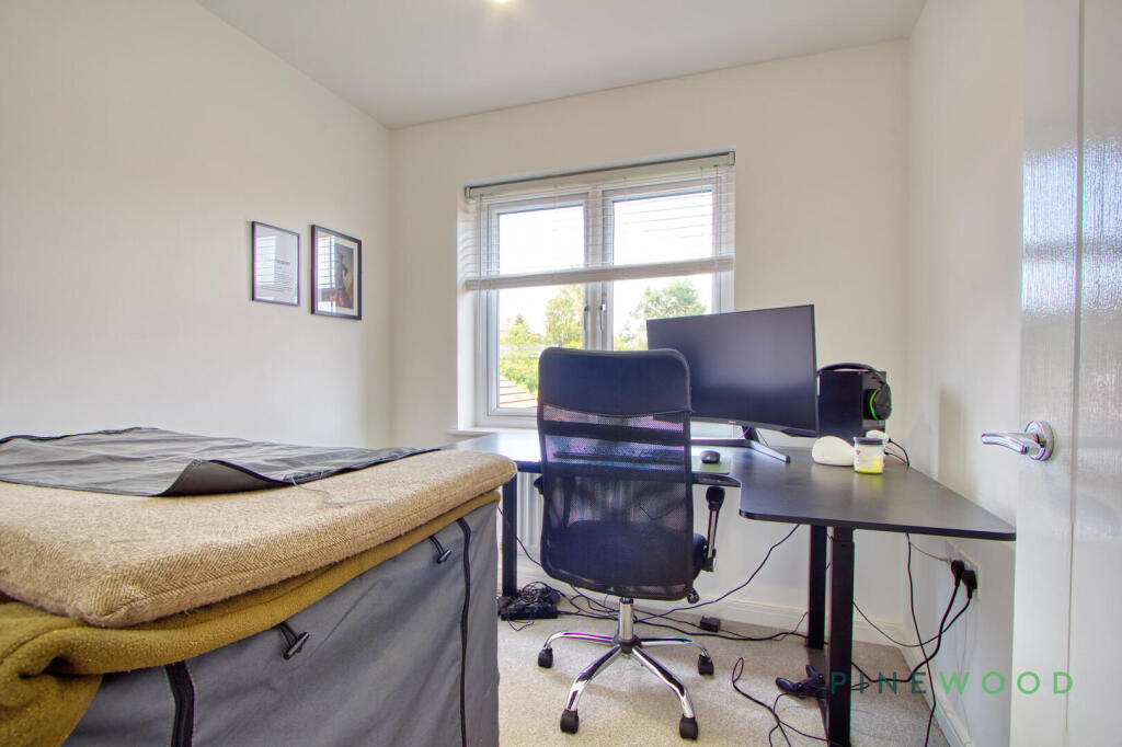 Bedroom 3 / Study