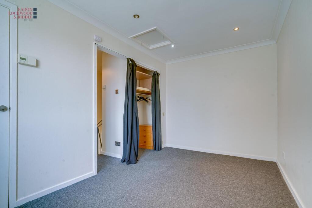 Bedroom 1.2.jpg