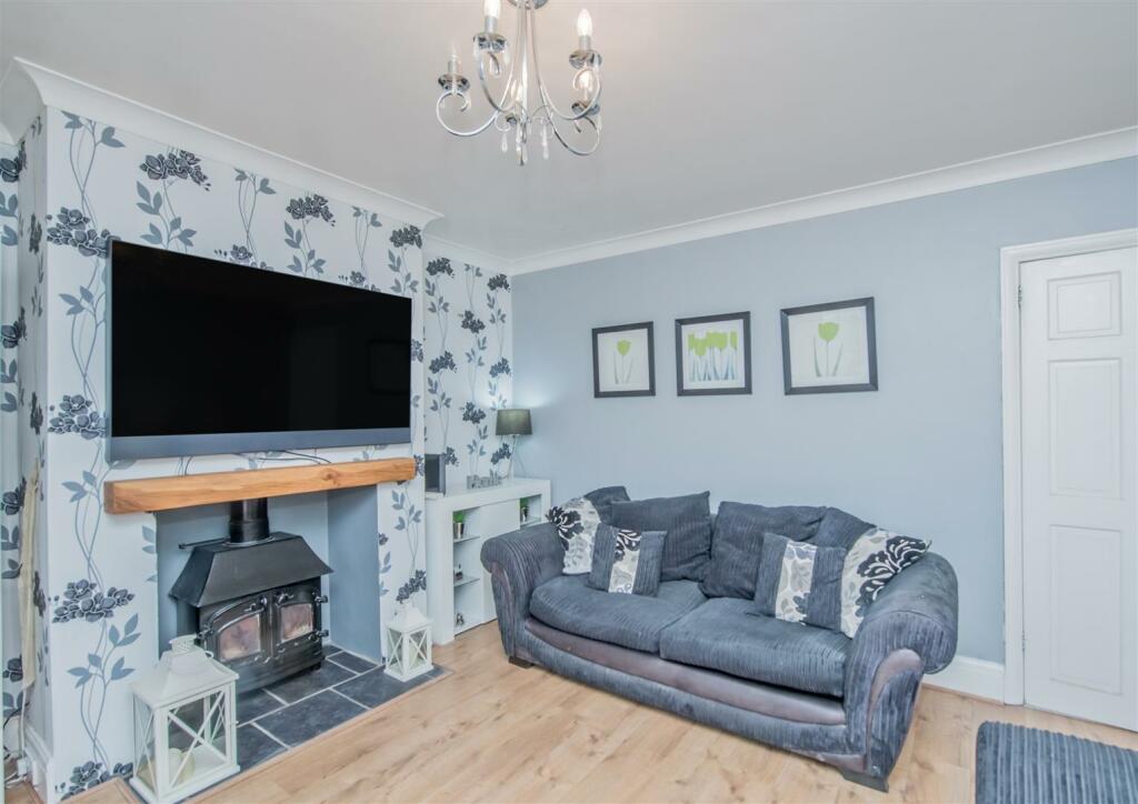 Living Room:
