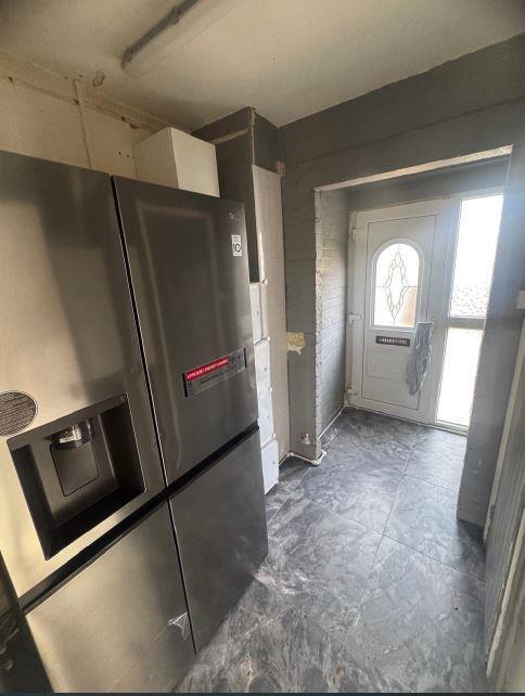 kitchen 1.JPG