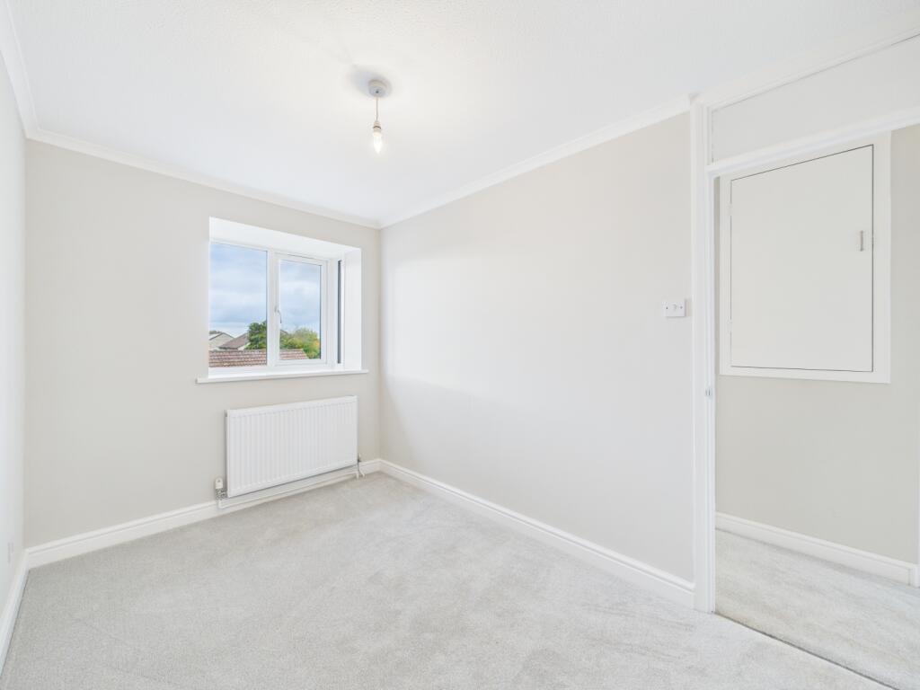 CAM02023G0-PR0184-STILL032