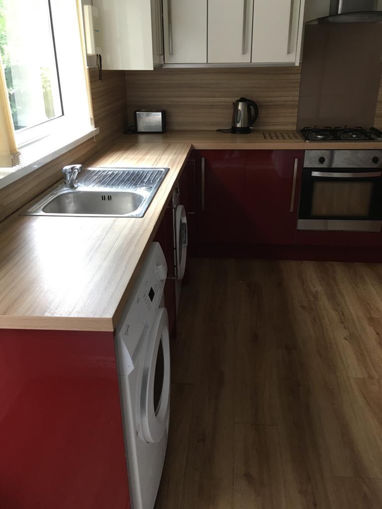 18) 24 Beresford Avenue Kitchen 22.07.2020.jpg
