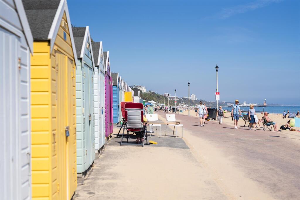 Beach at Alum Chine