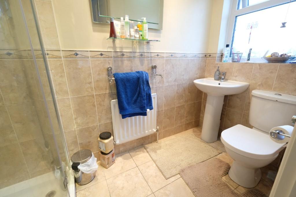 ENSUITE SHOWER ROOM