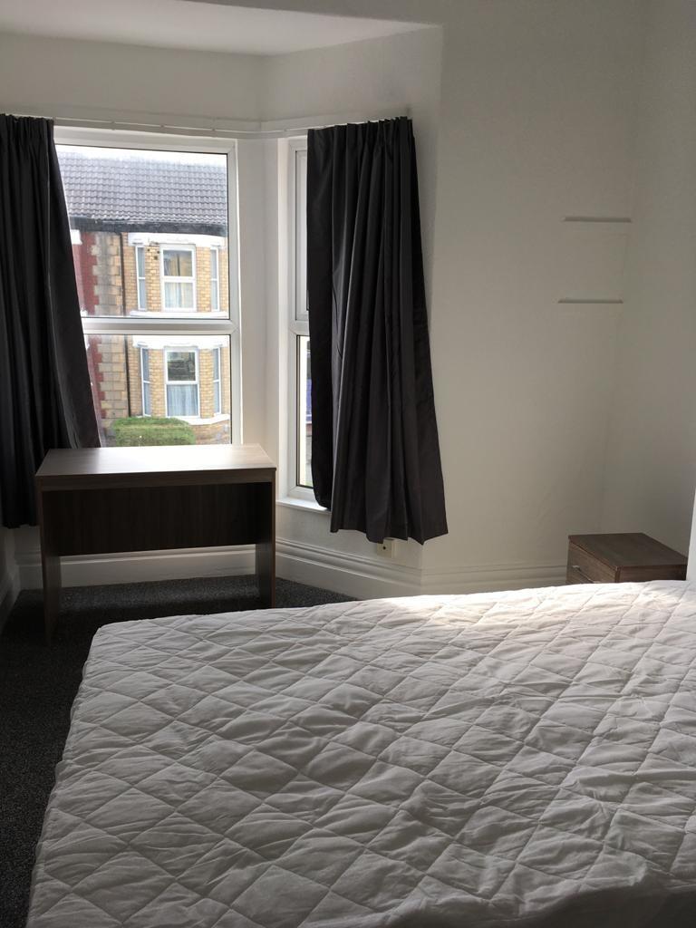 25) 14 Cranbrook Avenue Bedroom 5 17.09.2020.jpg