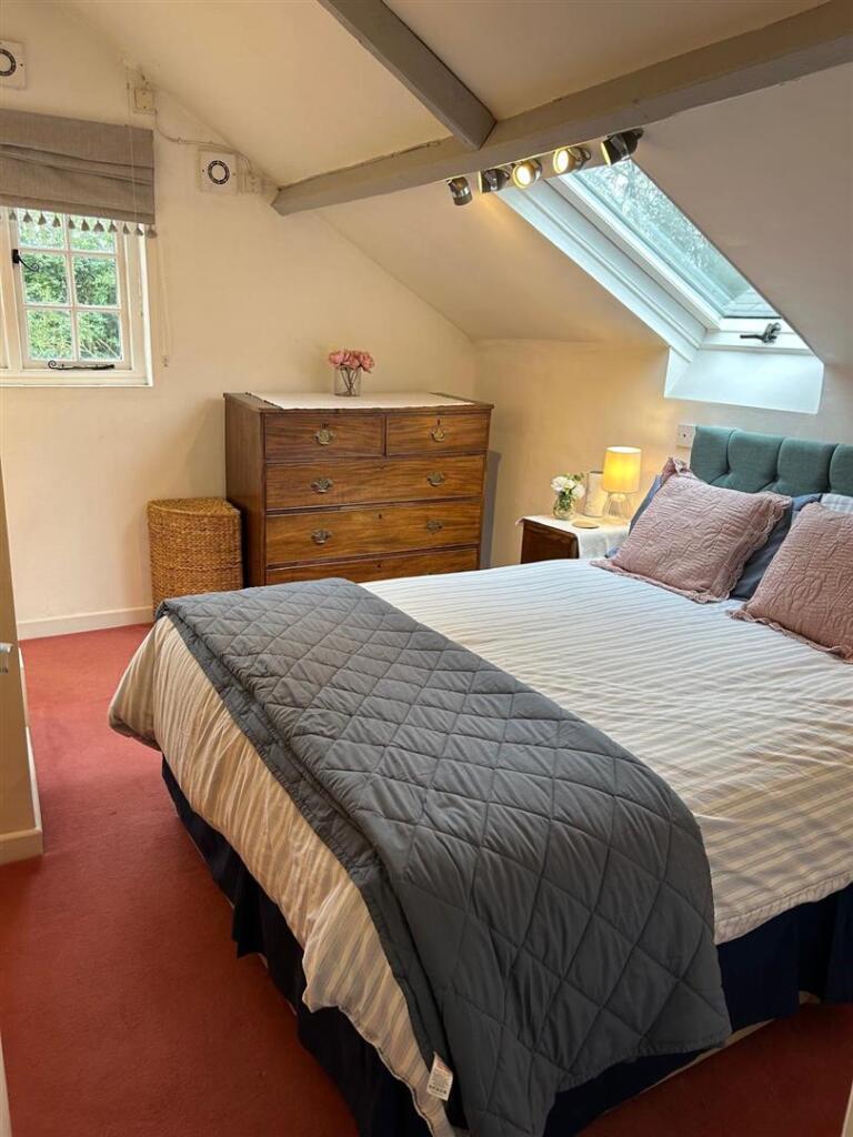 Stable Flat Yelvertoft (1).jpg