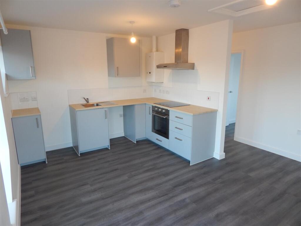Lounge/Kitchen