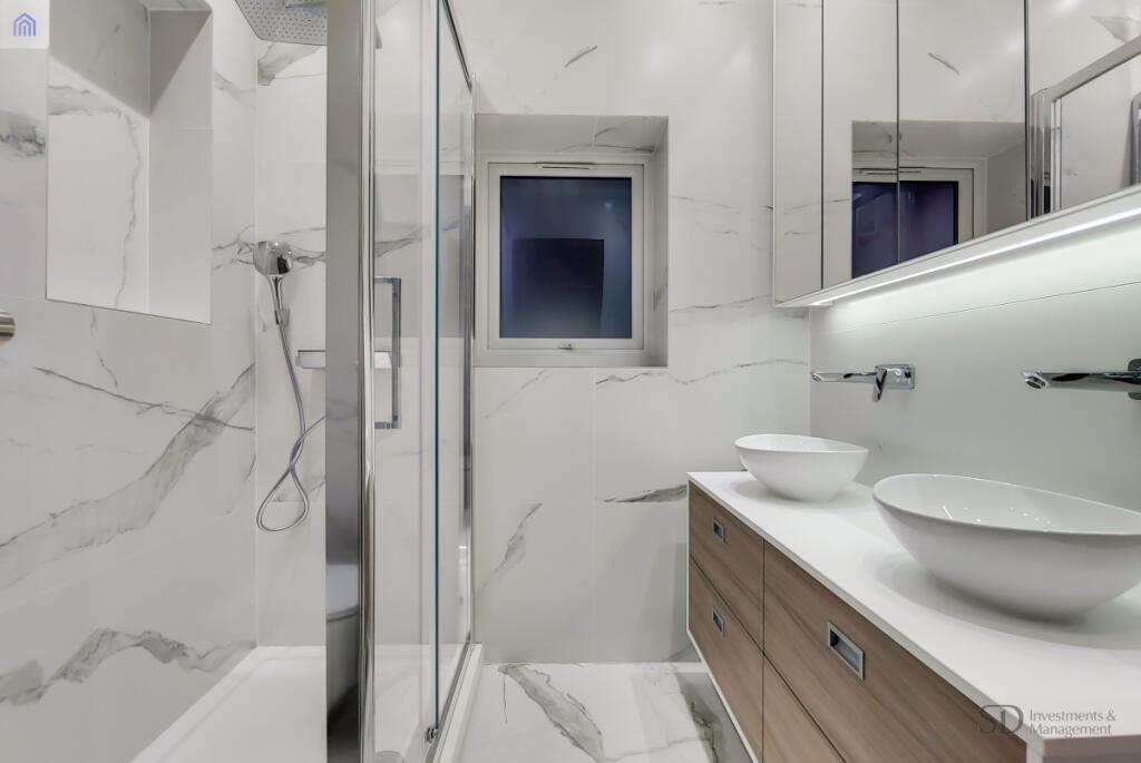14_Shower Room-0