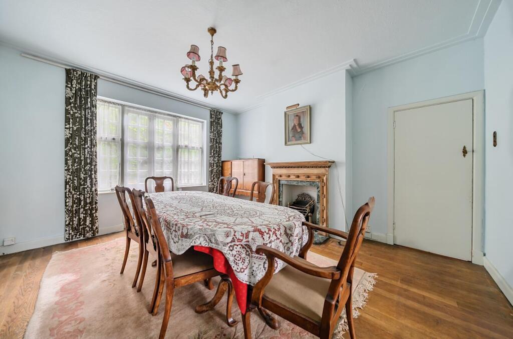 Davidson Frost-Wellings, DFW, Brockley Ave, Bedroo