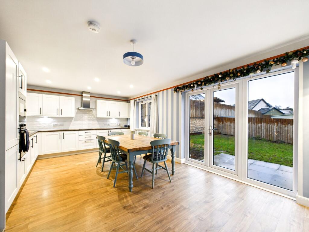 Kitchen/dining/family room.