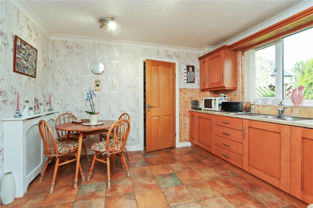 Kitchen Pic 2