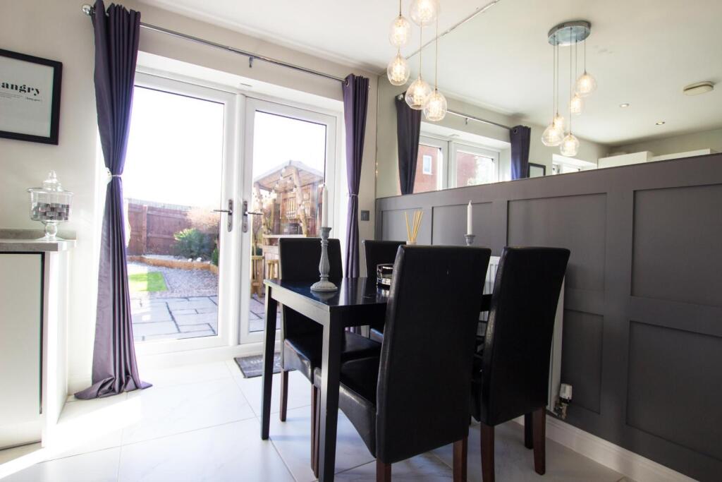 Inveraray Avenue (12).jpg