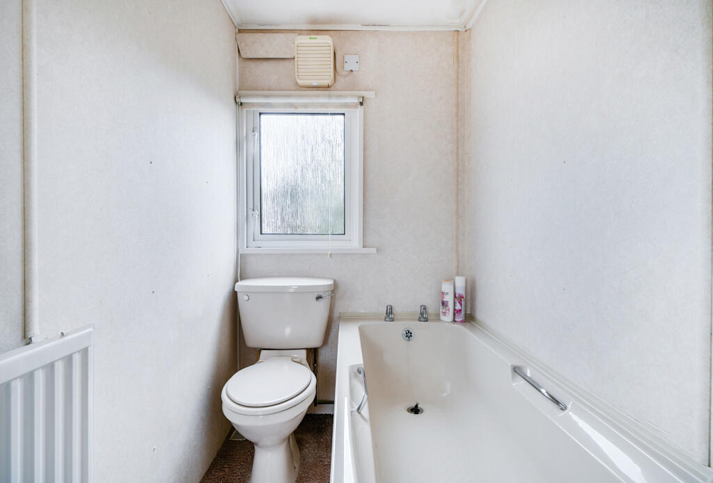 1380688-6-6911d92...