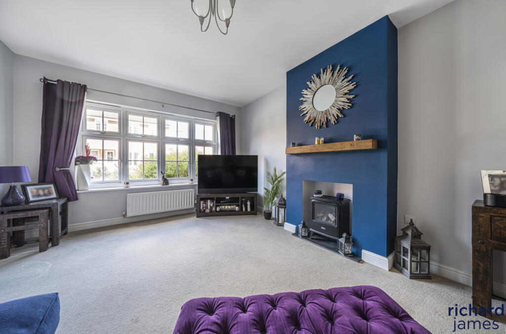 5234bd3a-c8b9-4d8...