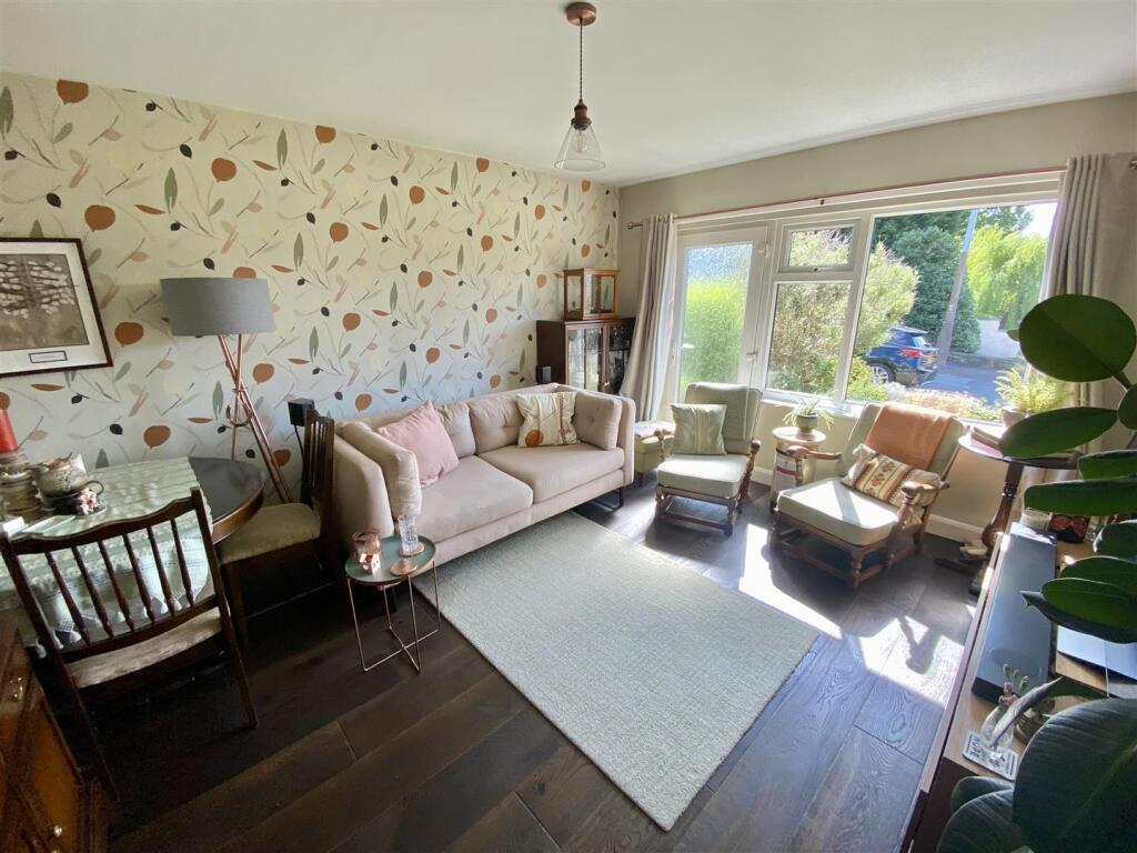 Bramleys Estate Agents - Manor Park - Mirfield (20