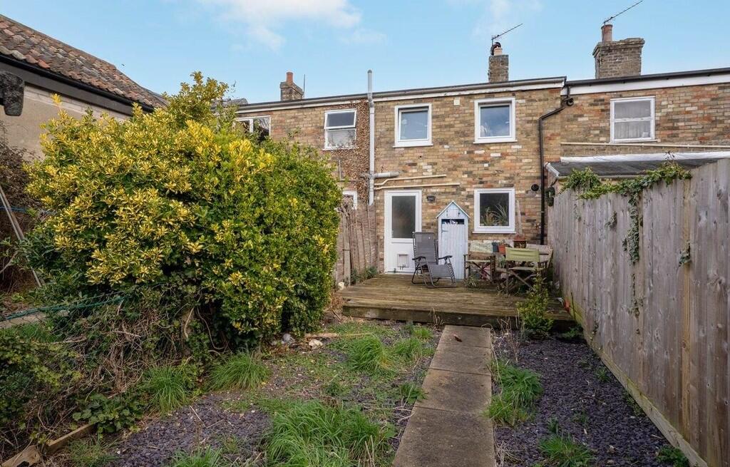 rear garden 1
