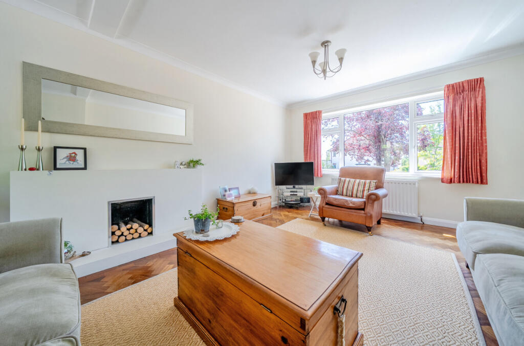 1326323-19-687792...