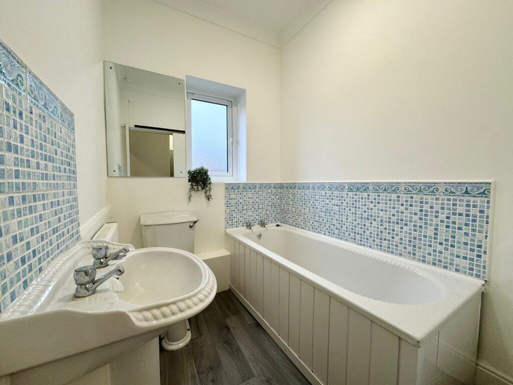 EASINGTON10