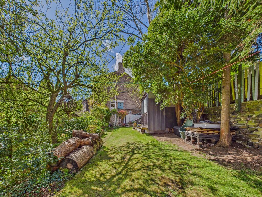 Side Elevation - Secluded Garden