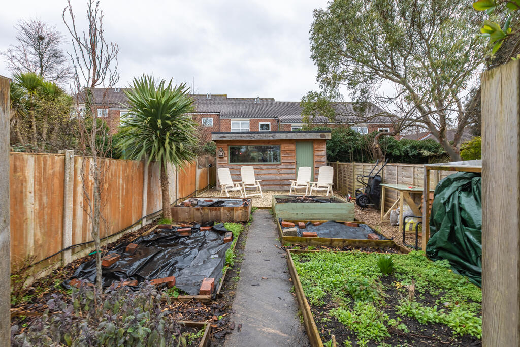 17 Penpol Avenue -39