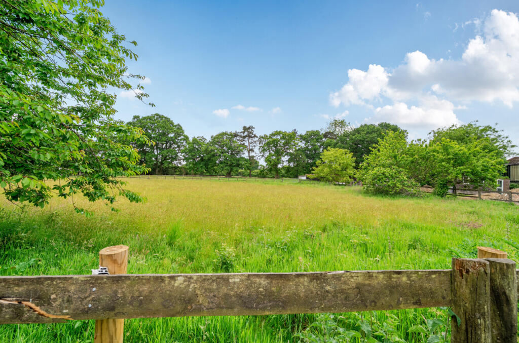 1296841-25-682f18...