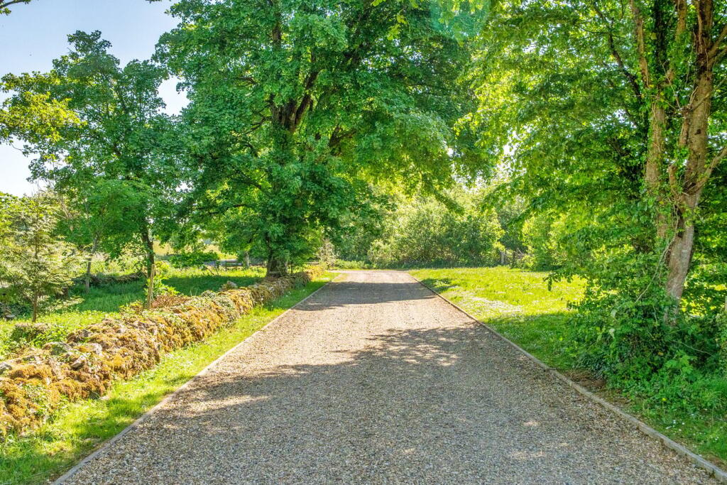 Drive to Silverdale Court