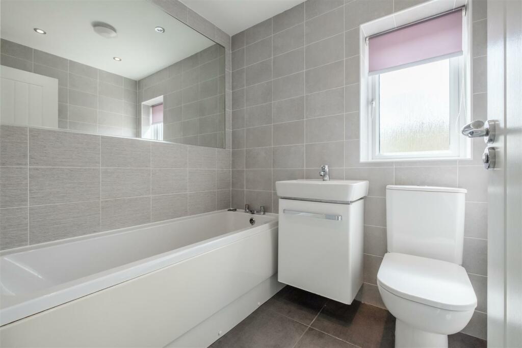 BATH.jpg