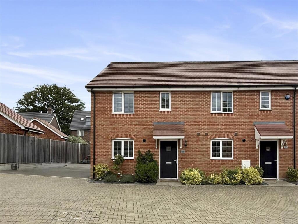 Dafodil Crescent, 7-002.JPG