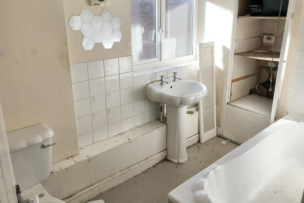 10 Buckerills, Pitsea, Basildon, Essex, SS13 3EP