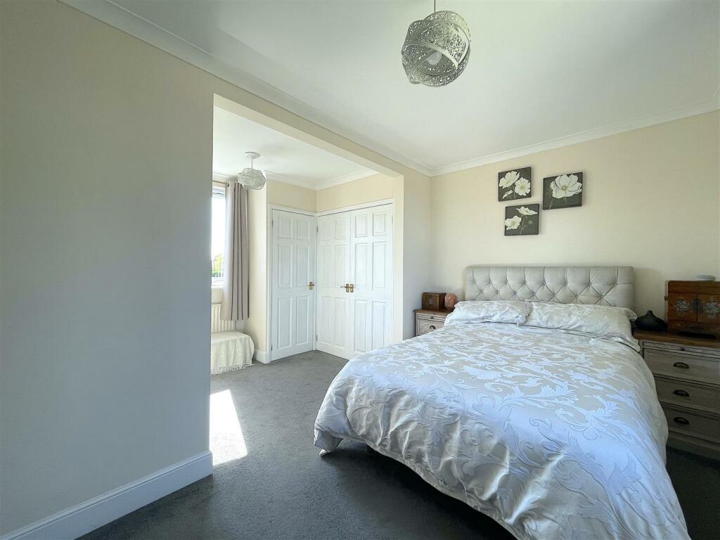 Bedroom One (2).jpeg