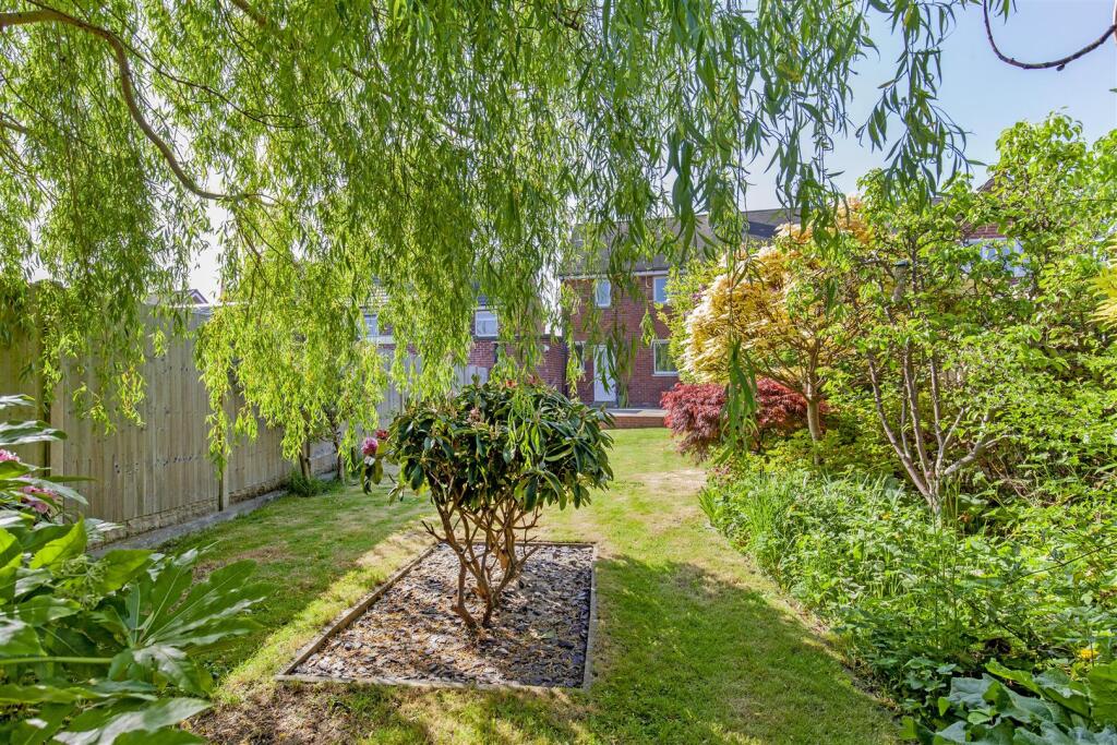 Rear External-11.jpg