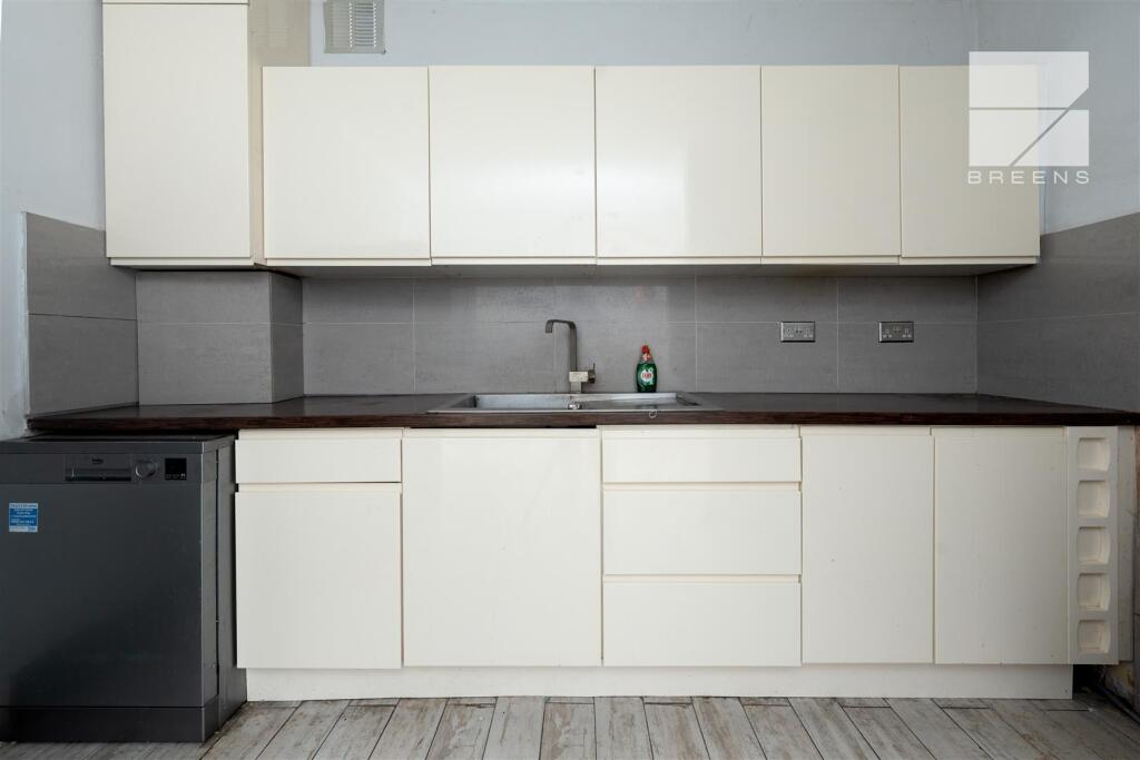 46 Whitehall Gardens_0012.jpg