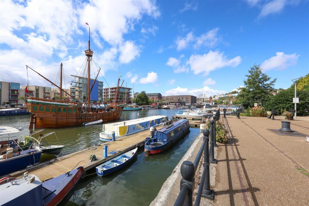 229 The Crescent 7.JPG