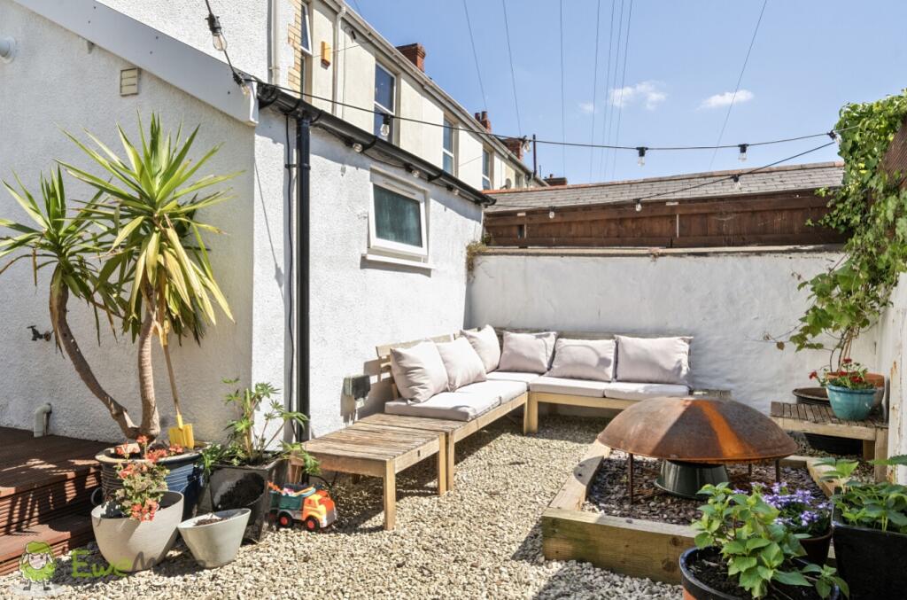 54c27d68-b968-4ae8-8920-930ec487a04c