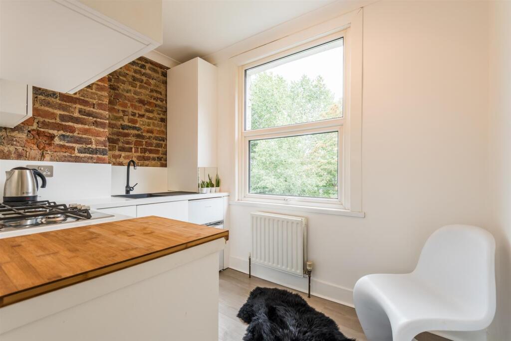 Di4yD8xorCdWzthIqHQLJrA3-50