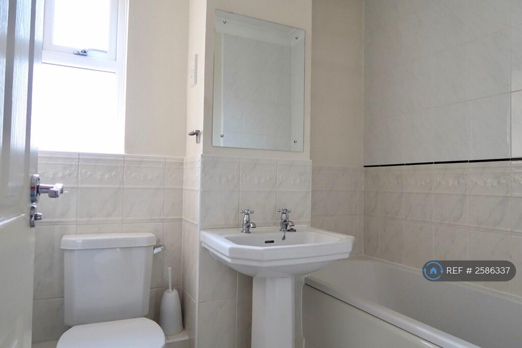 Main Bathroom
