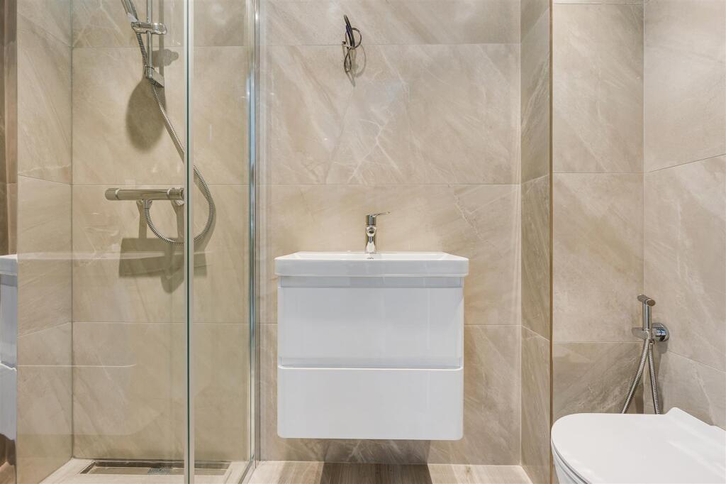 87 Brassie Avenue-17.jpg