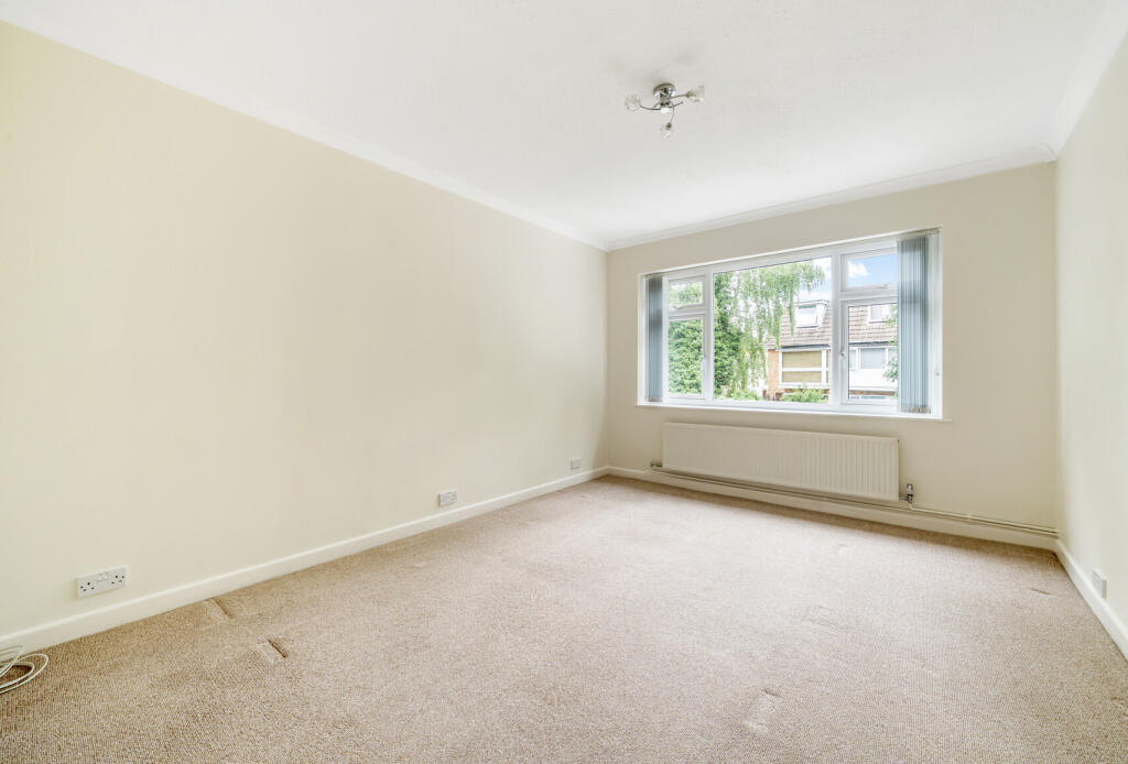 1316443-12-685ac0...