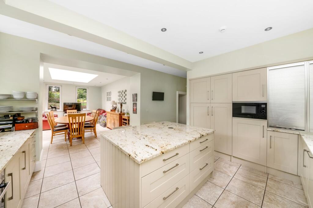 DINING LIVING KITCHEN