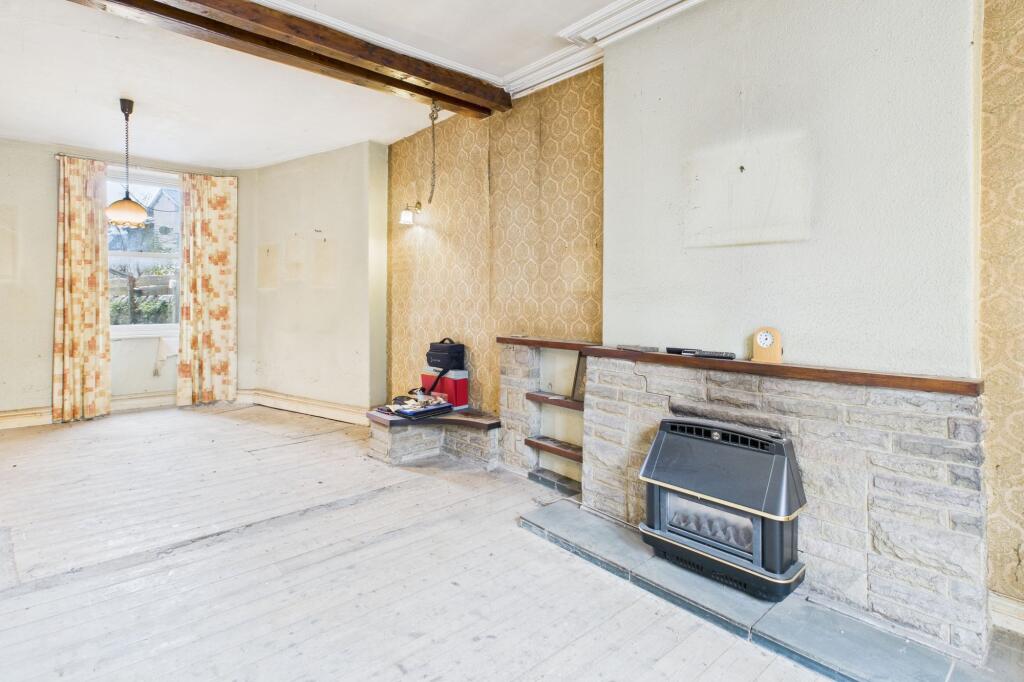 SITTING ROOM