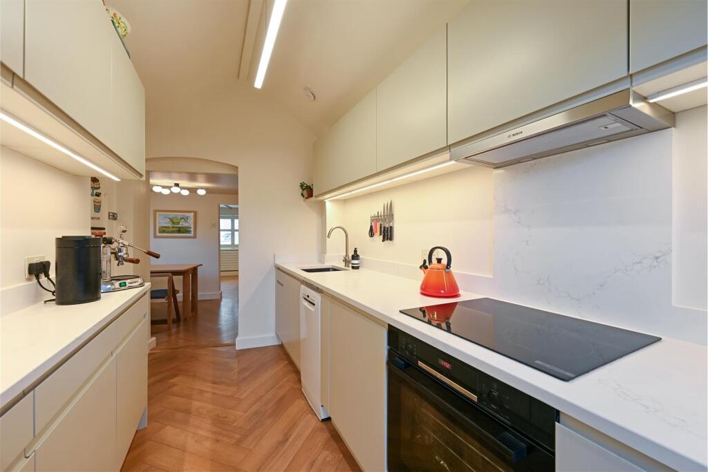 Ph10_6324188 - Copy.jpg