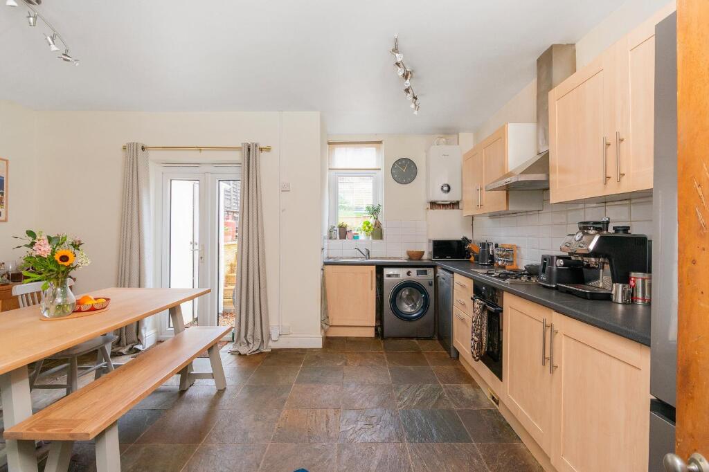 0S6RBN - Kitchen Diner F.jpg