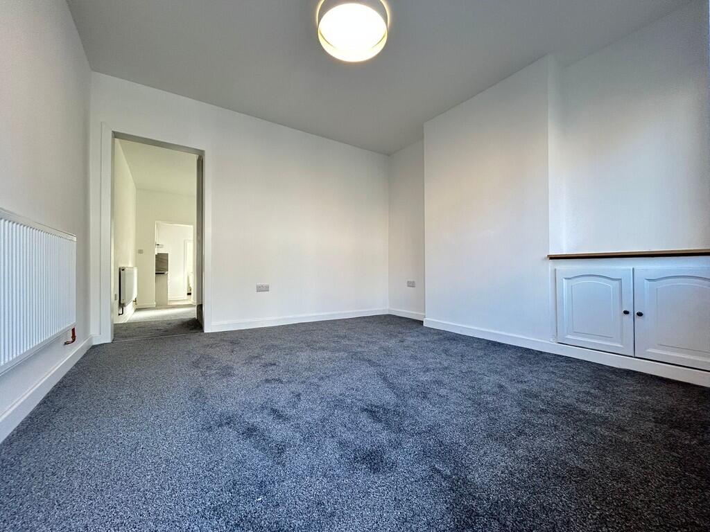 IMG-20250908-WA00...