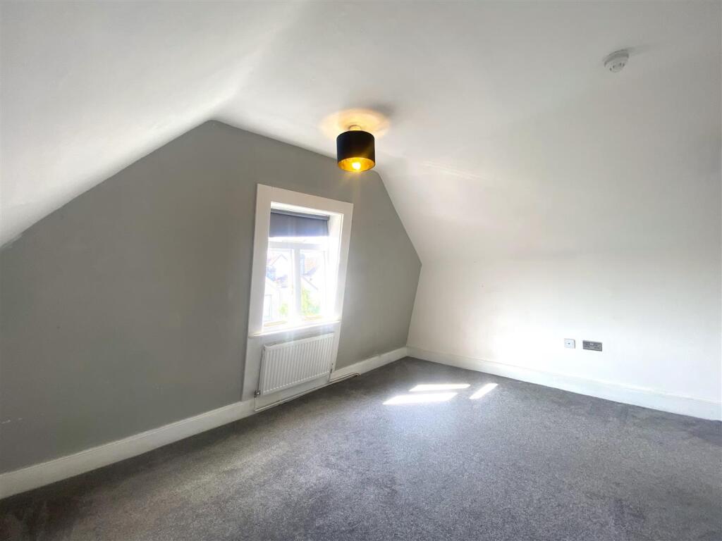 BEDROOM 2.jpeg