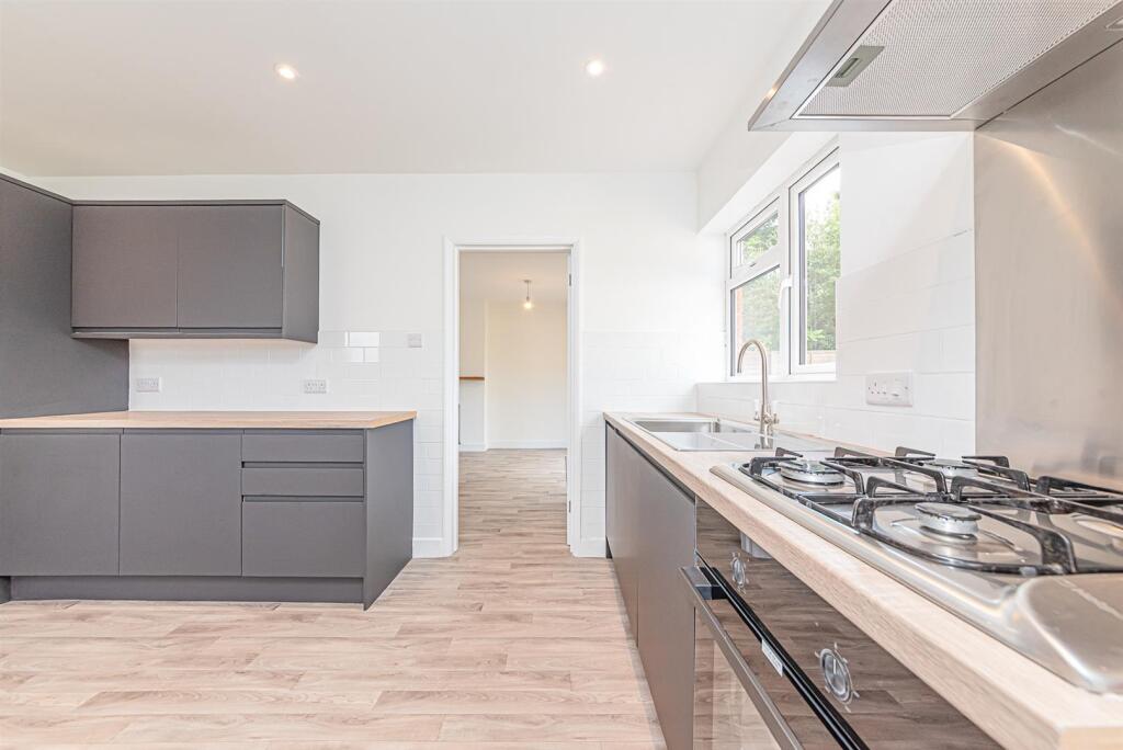 11 Wimbledon Road (5).jpg